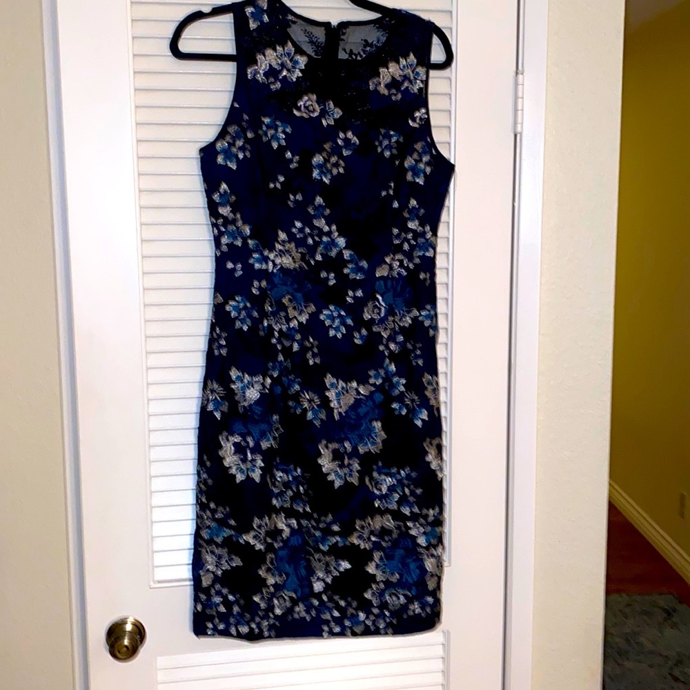 White House Black Market dress Size 6